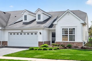 1682 Francis Drive, Pingree Grove, IL 60140