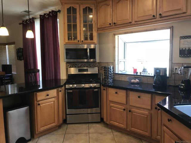 31110 El Torito Court, Temecula, CA 92592