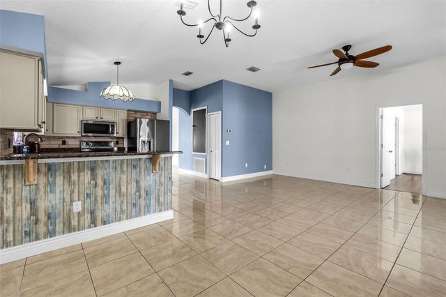 1424 OCEAN REEF ROAD, Wesley Chapel, FL 33544