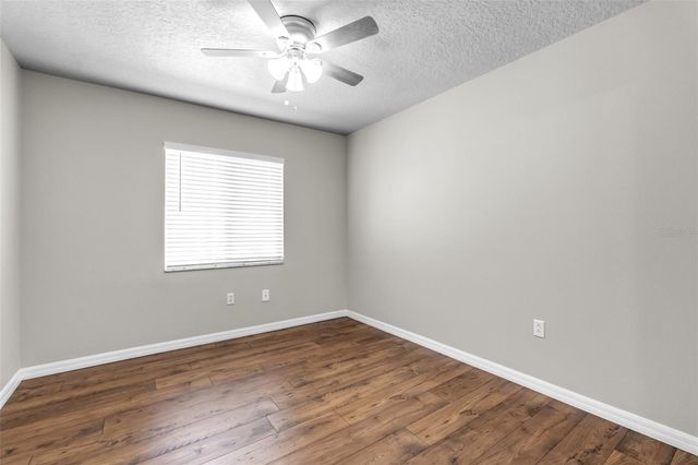 1424 OCEAN REEF ROAD, Wesley Chapel, FL 33544