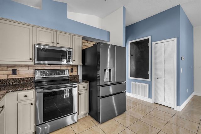 1424 OCEAN REEF ROAD, Wesley Chapel, FL 33544