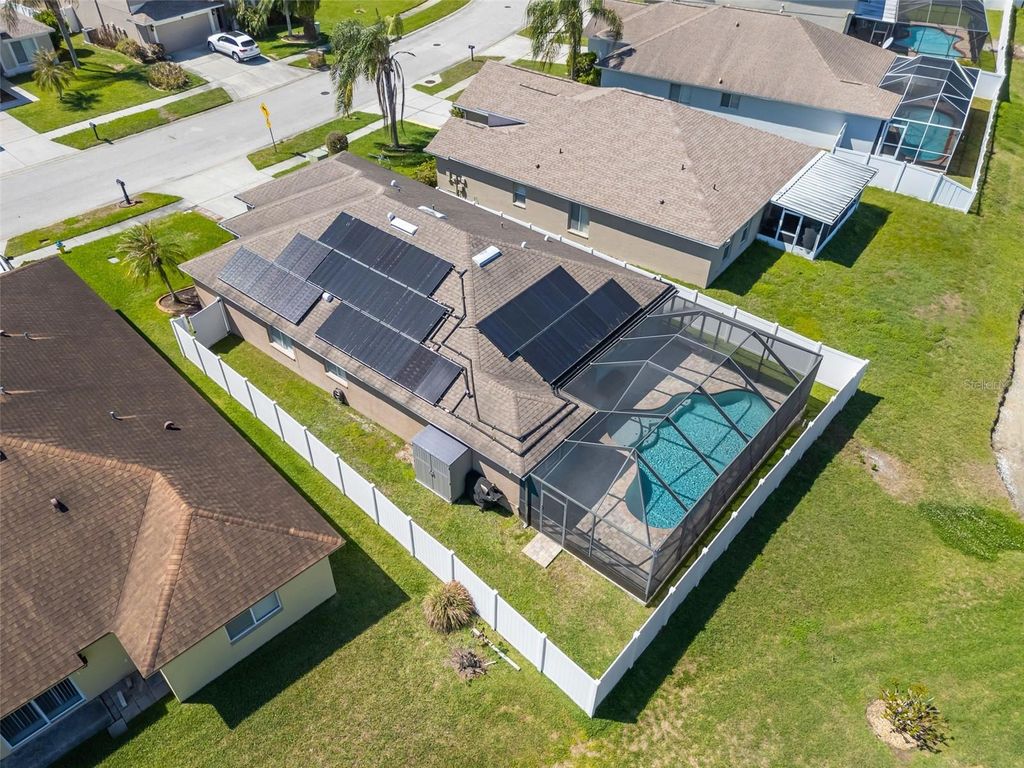 Image 39 of property listing at 1424 OCEAN REEF ROAD, Wesley Chapel, FL 33544