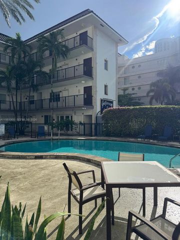 924 SE 2nd St 29, Fort Lauderdale, FL 33301