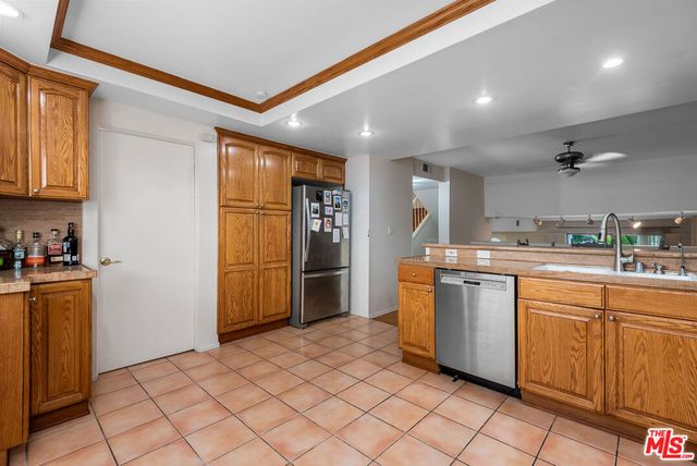 13233 Fiji Way K, Marina Del Rey, CA 90292