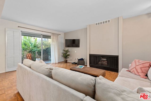 13233 Fiji Way K, Marina Del Rey, CA 90292