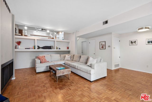 13233 Fiji Way K, Marina Del Rey, CA 90292