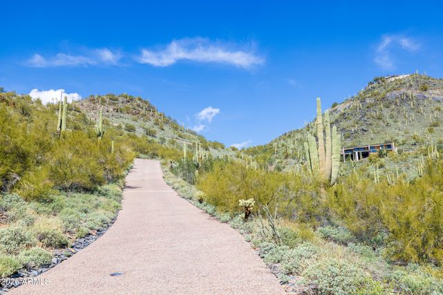6360 E APPLEGATE Way 44, Carefree, AZ 85377