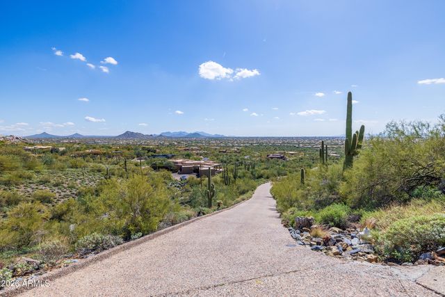 6360 E APPLEGATE Way 44, Carefree, AZ 85377