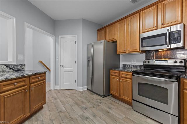 2305 James River TRL, Carrollton, VA 23314