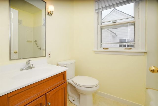 1131 Barron Street, Eau Claire, WI 54703