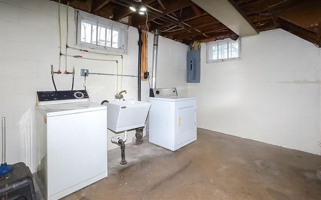 1131 Barron Street, Eau Claire, WI 54703