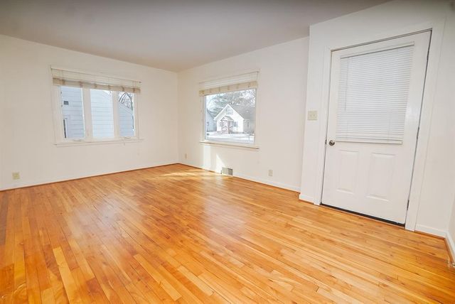 1131 Barron Street, Eau Claire, WI 54703