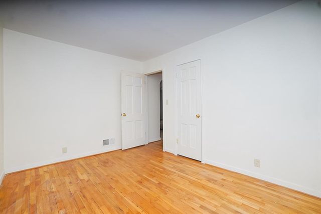 1131 Barron Street, Eau Claire, WI 54703