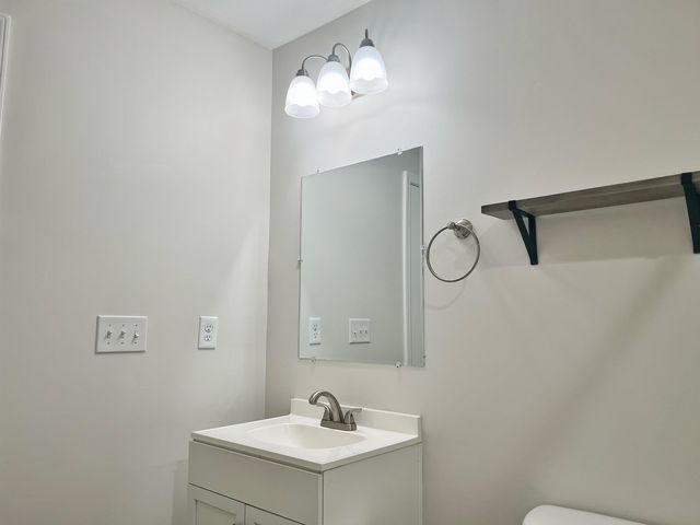 1735 Inman Road, Wellford, SC 29385