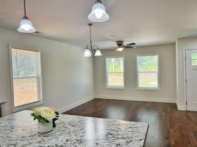 1735 Inman Road, Wellford, SC 29385