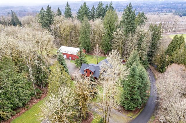 180 Trinity Drive, Castle Rock, WA 98611
