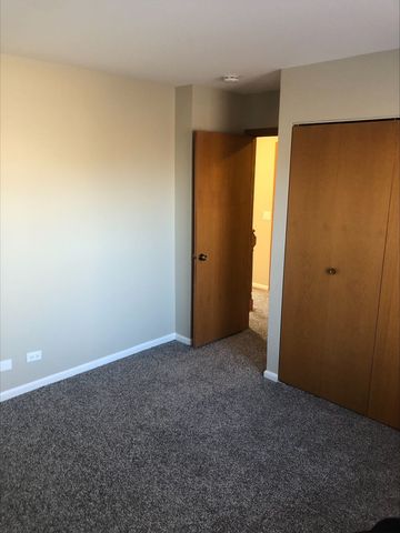 2343 County Farm Lane, Schaumburg, IL 60194