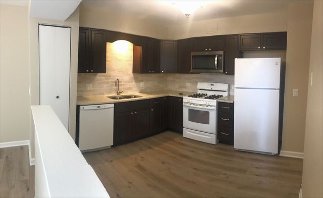 2343 County Farm Lane, Schaumburg, IL 60194