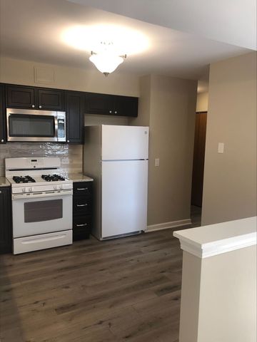 2343 County Farm Lane, Schaumburg, IL 60194