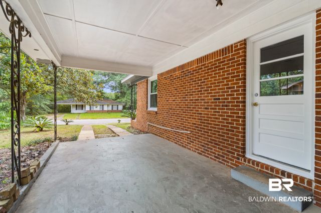 5609 Diane Drive, Mobile, AL 36618