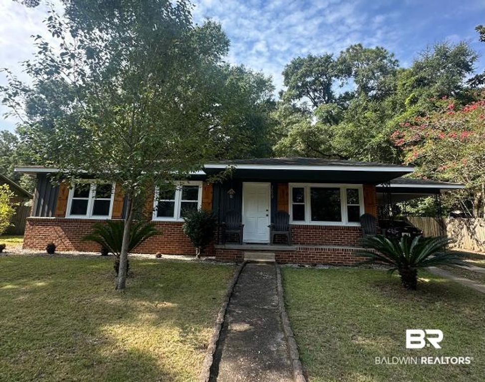 5609 Diane Drive, Mobile, AL 36618