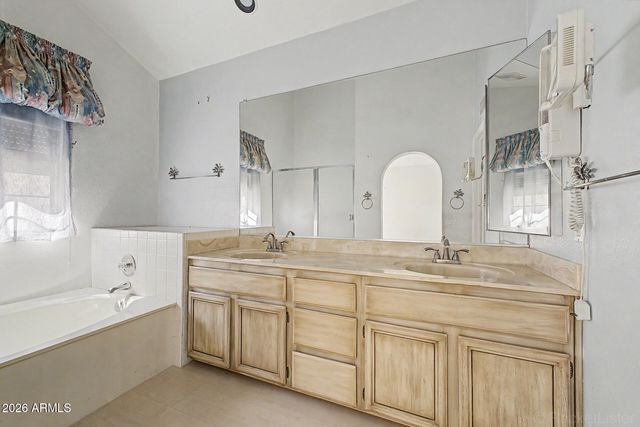 25235 S DRIFTER Drive, Sun Lakes, AZ 85248