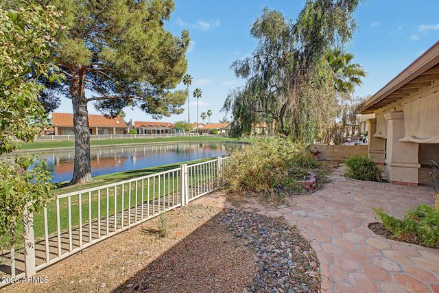25235 S DRIFTER Drive, Sun Lakes, AZ 85248