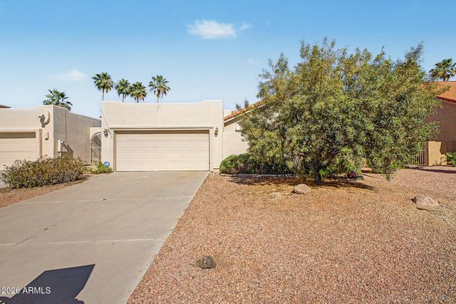 25235 S DRIFTER Drive, Sun Lakes, AZ 85248