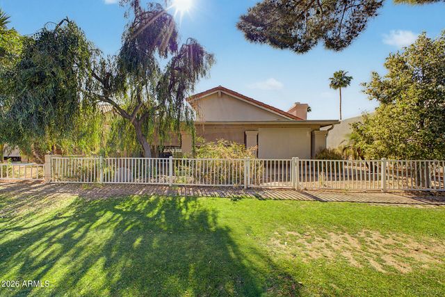 25235 S DRIFTER Drive, Sun Lakes, AZ 85248