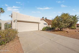 25235 S DRIFTER Drive, Sun Lakes, AZ 85248
