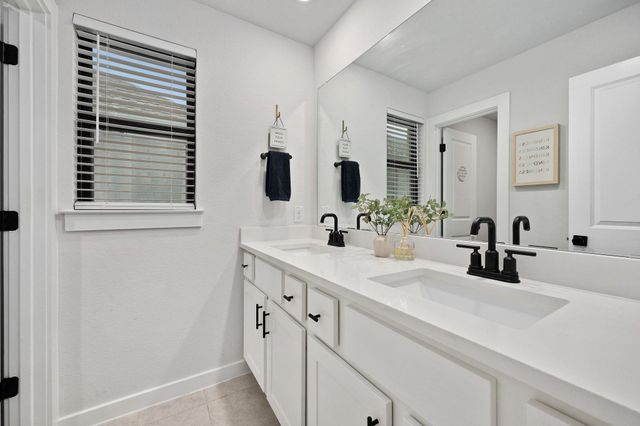 617 Pecan Bottom TRL, Georgetown, TX 78628