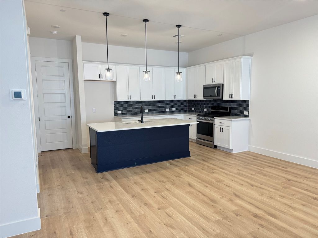 1232 Eureka Springs Street, Celina, TX 75078