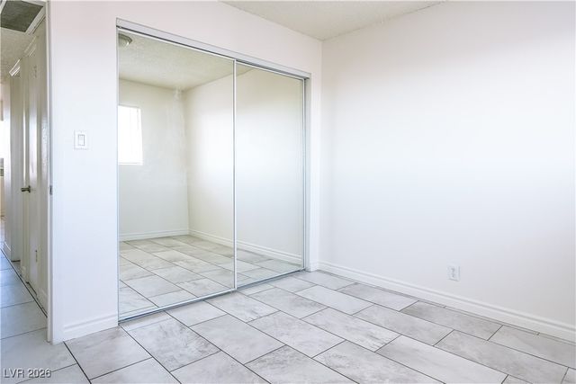 212 Orland Street 28, Las Vegas, NV 89107