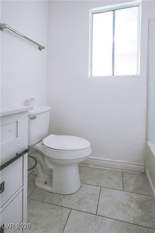 212 Orland Street 28, Las Vegas, NV 89107