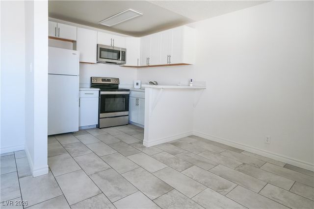 212 Orland Street 28, Las Vegas, NV 89107