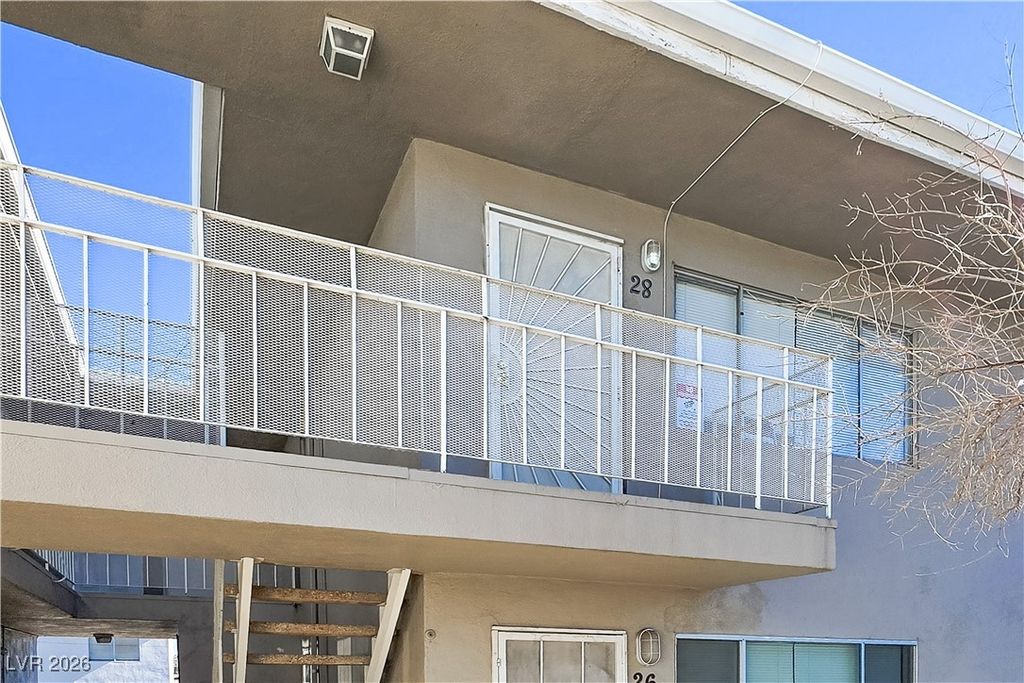 212 Orland Street 28, Las Vegas, NV 89107