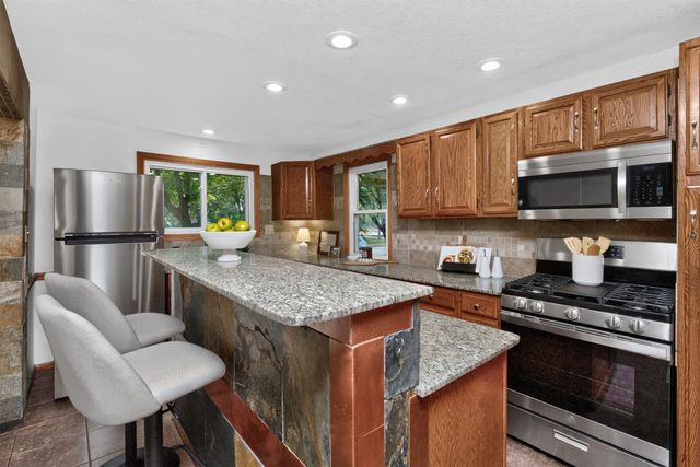 6201 Winona Avenue, Des Moines, IA 50312