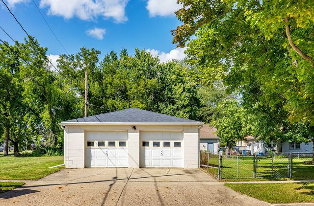 6201 Winona Avenue, Des Moines, IA 50312