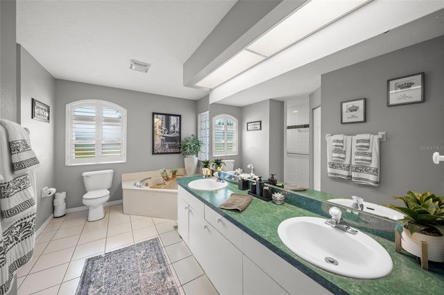7727 36TH LANE E, Sarasota, FL 34243