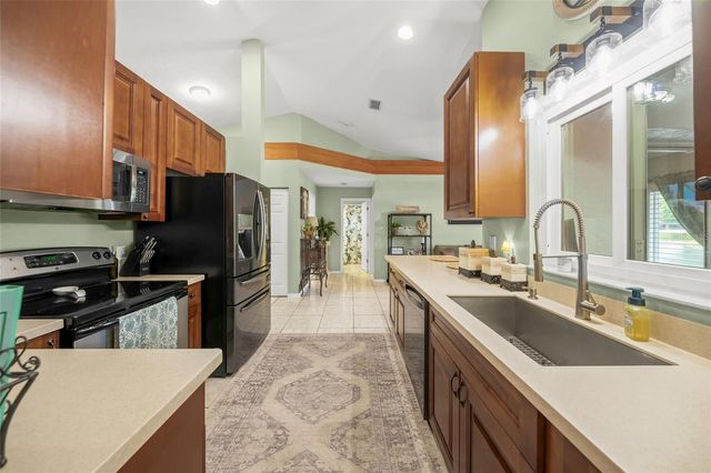 7727 36TH LANE E, Sarasota, FL 34243