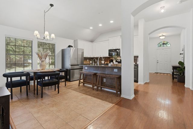 319 Sugarberry Lane, Fate, TX 75087