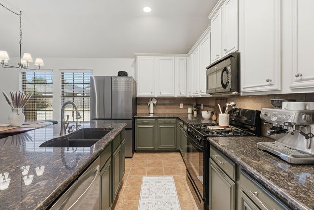 319 Sugarberry Lane, Fate, TX 75087
