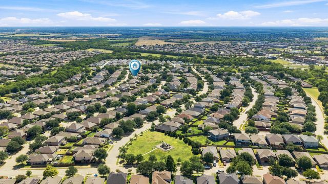319 Sugarberry Lane, Fate, TX 75087
