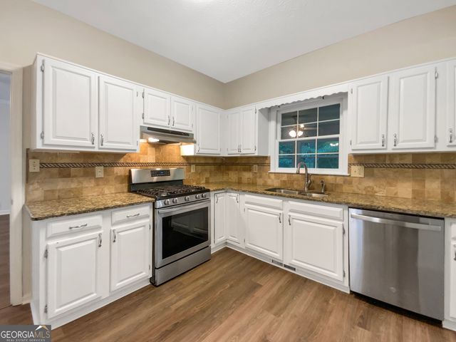 125 Johnsons Walk, Stockbridge, GA 30281