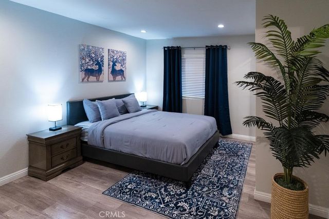 4358 Mammoth Avenue 2, Sherman Oaks, CA 91423