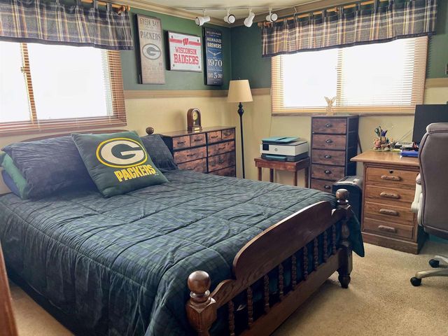 224 DOROTHY DRIVE, Manawa, WI 54949