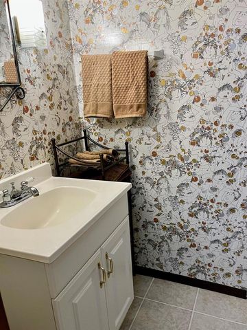 224 DOROTHY DRIVE, Manawa, WI 54949