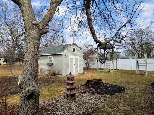 224 DOROTHY DRIVE, Manawa, WI 54949