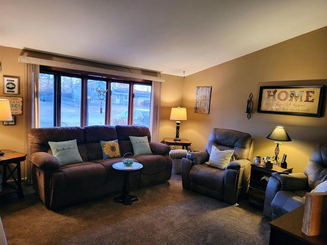 224 DOROTHY DRIVE, Manawa, WI 54949