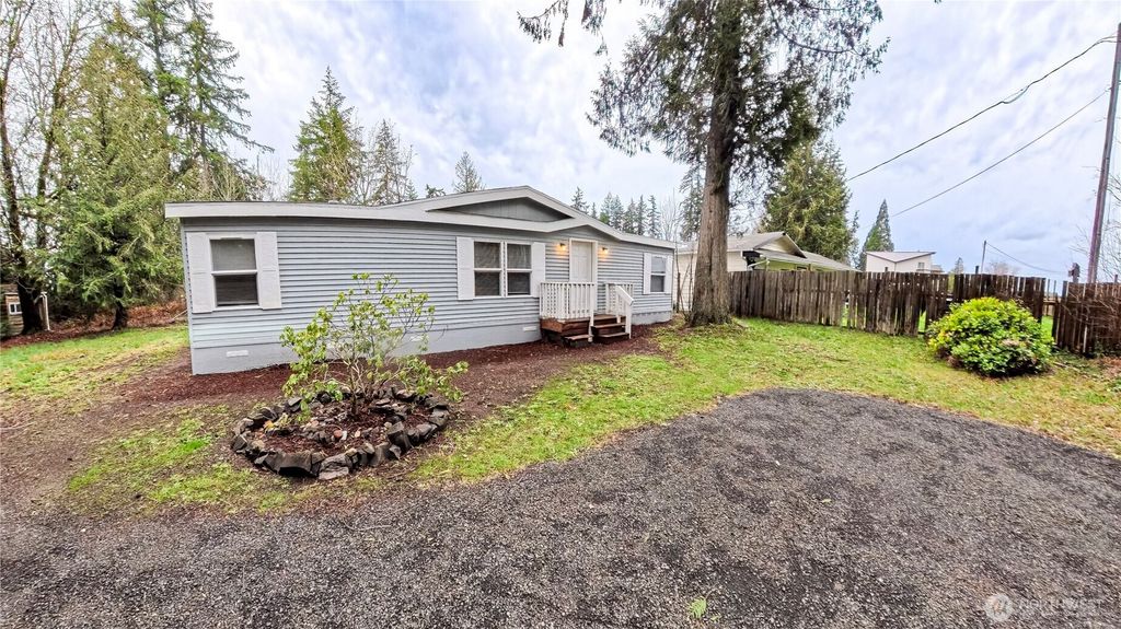 51 E Skyline Drive, Shelton, WA 98584
